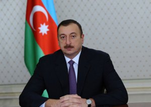 Prezident hərbi qulluqçuları təltif etdi-