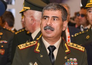 Azərbaycanın müdafiə nazirindən Avropa İttifaqı rəsmisinə savaş xəbərdarlığı