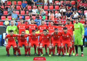Hakimin səhv qərarı millimizin debütünü korladı